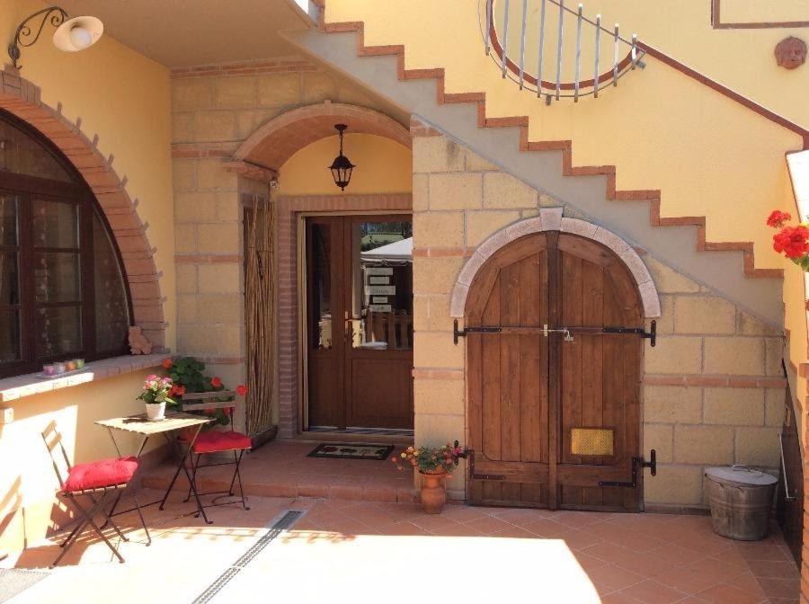 Bed And Breakfast Val Di Lupa Castellina Marittima Kültér fotó